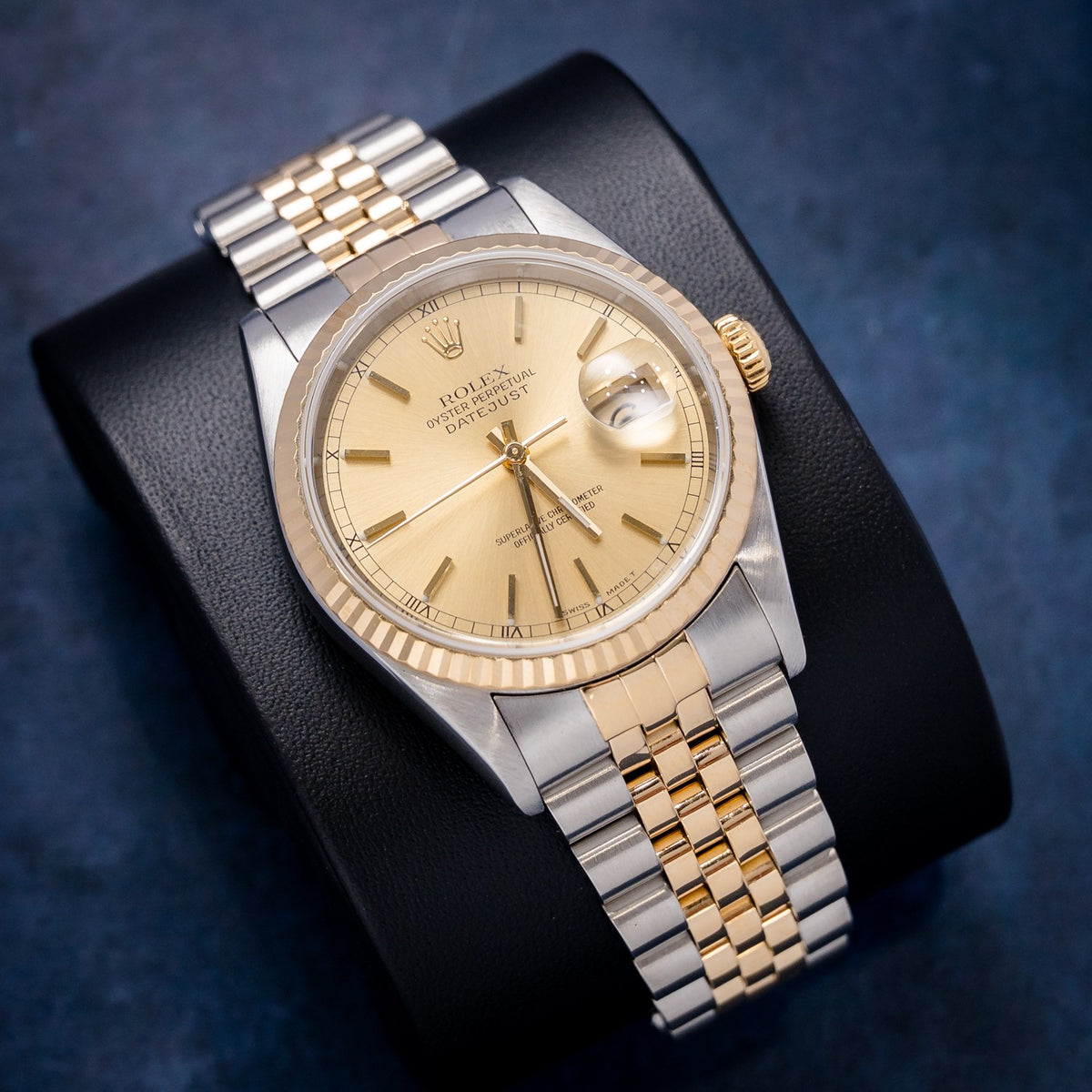 Rolex Datejust 16233 Steel & Yellow Gold Champagne Index Dial – dial close-up