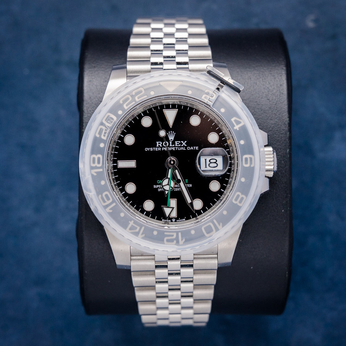 Rolex GMT-Master II 126710GRNR Ceramic – dial close-up