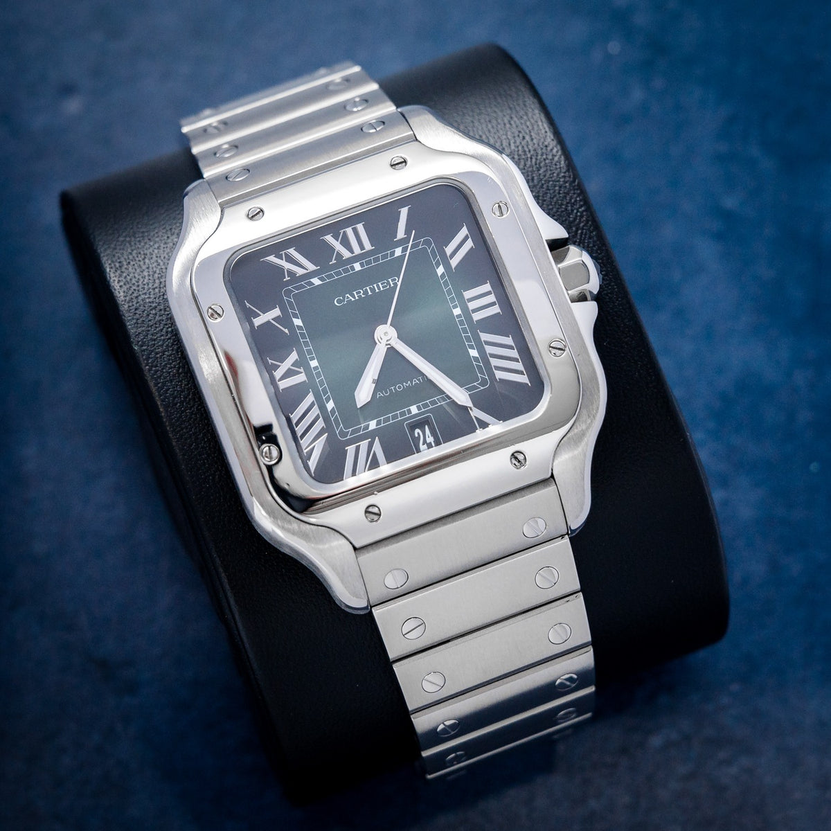 Cartier Santos Large WSSA0062 Steel Green Roman Dial – dial close-up