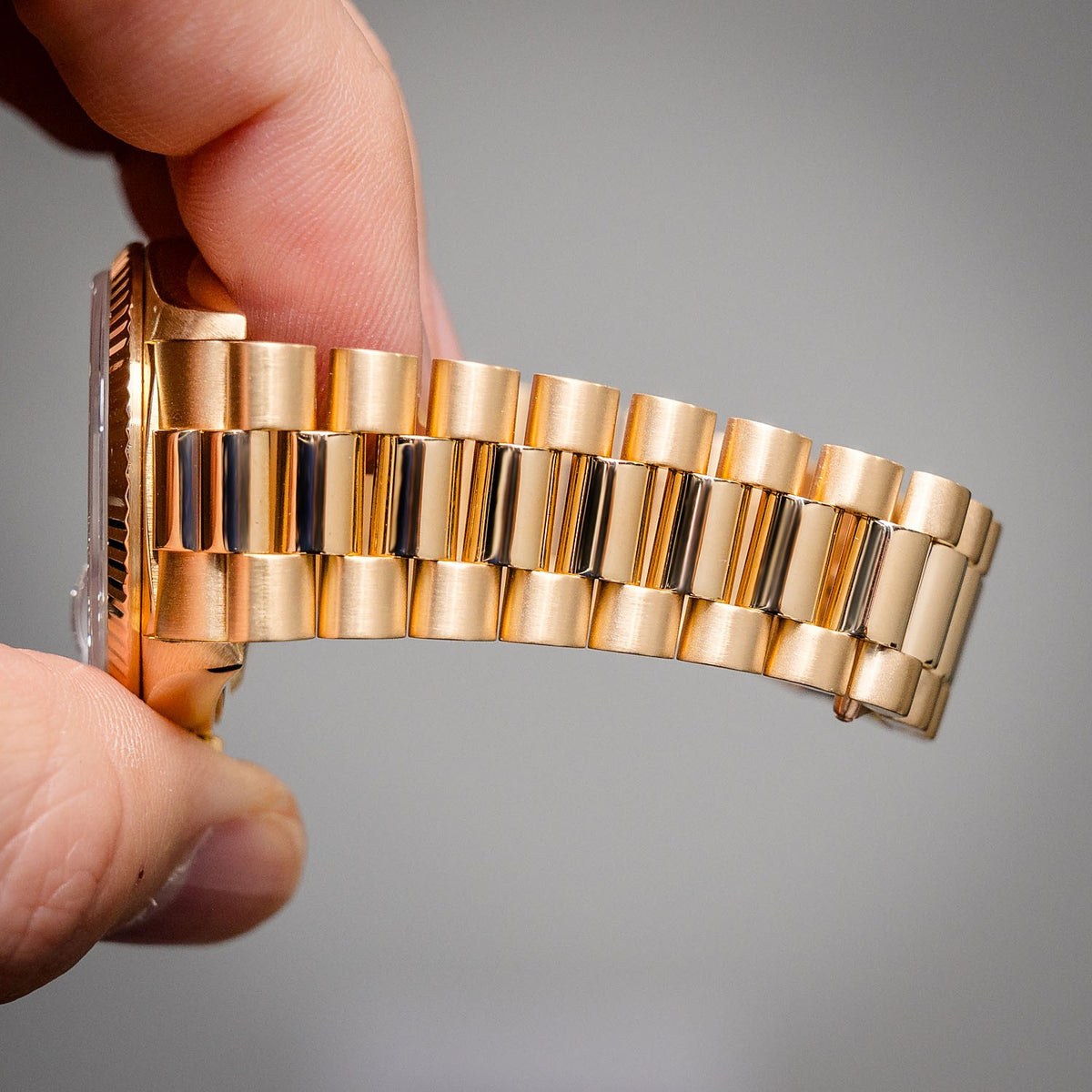 Rolex Day-Date 18238 Yellow Gold Blue Stick Dial – box & papers