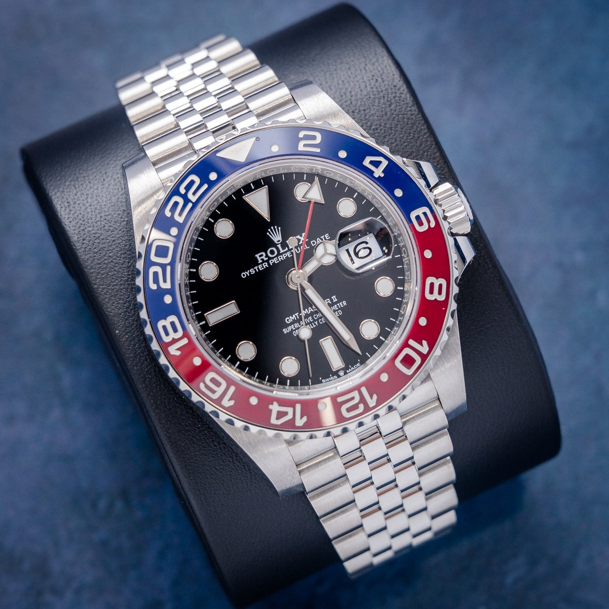 Rolex GMT-Master II 126710BLRO – dial close-up