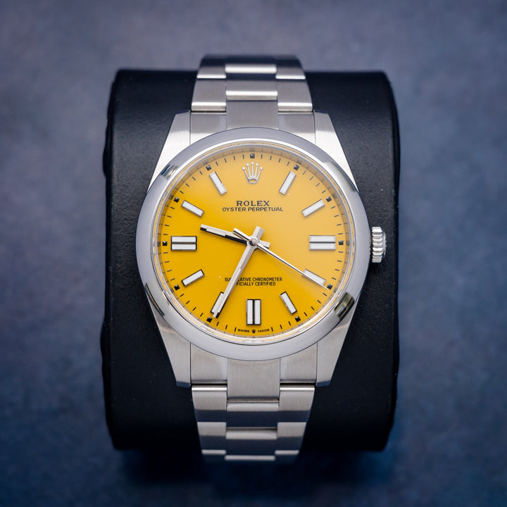 Rolex Oyster Perpetual 124300 Steel – front