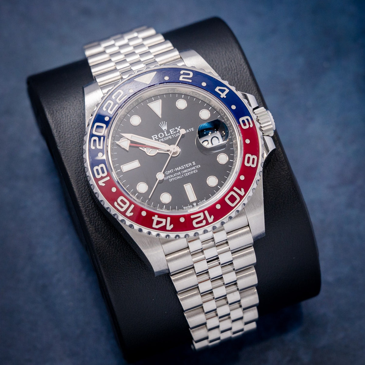 Rolex GMT-Master II 126710BLR0 – dial close-up
