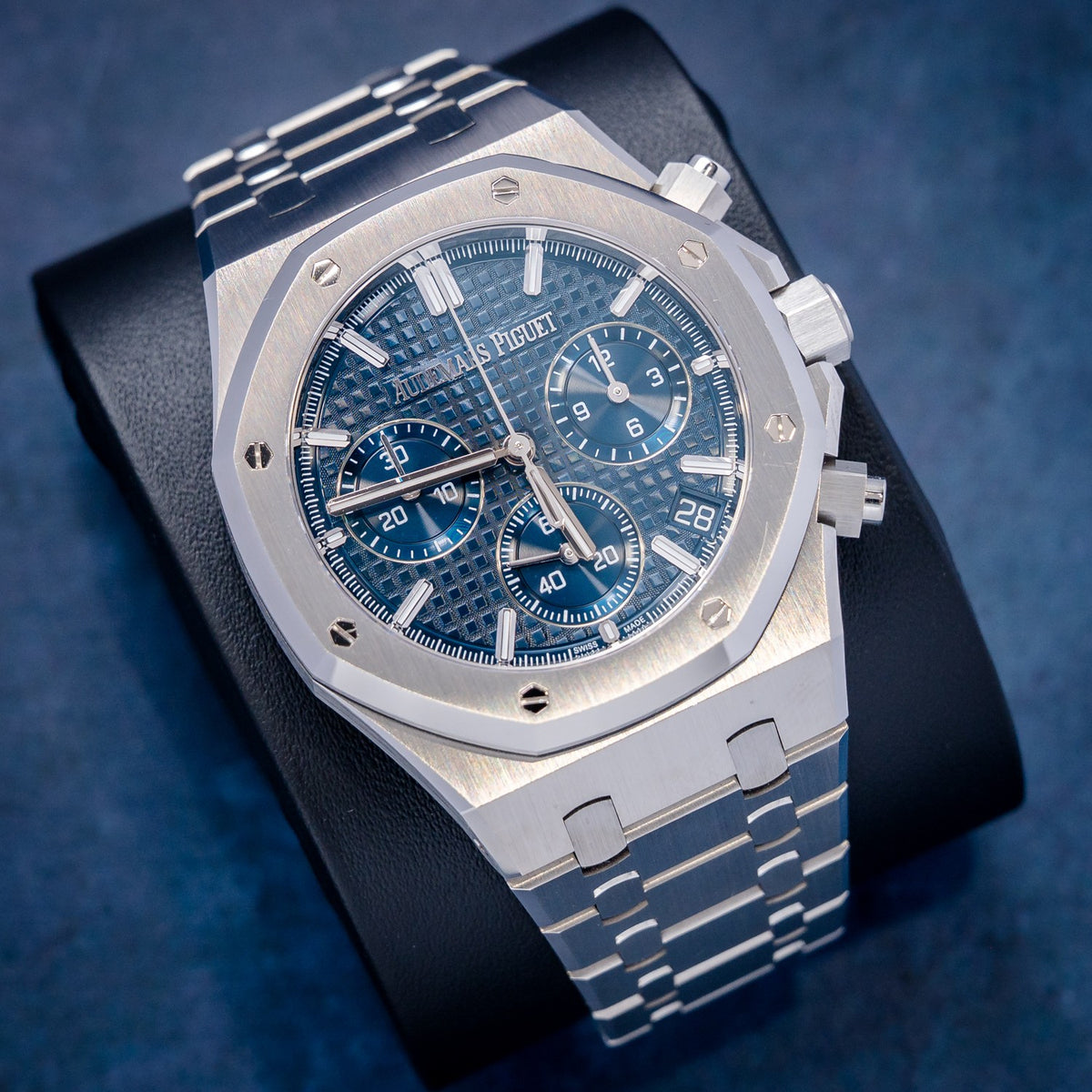 Audemars Piguet Royal Oak Chrono 26240ST.OO.1320ST.05 Steel – dial close-up