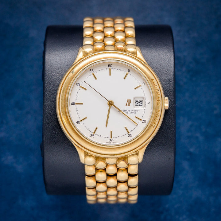 Audemars Piguet Huitième on Cobra Bracelet Yellow Gold – front