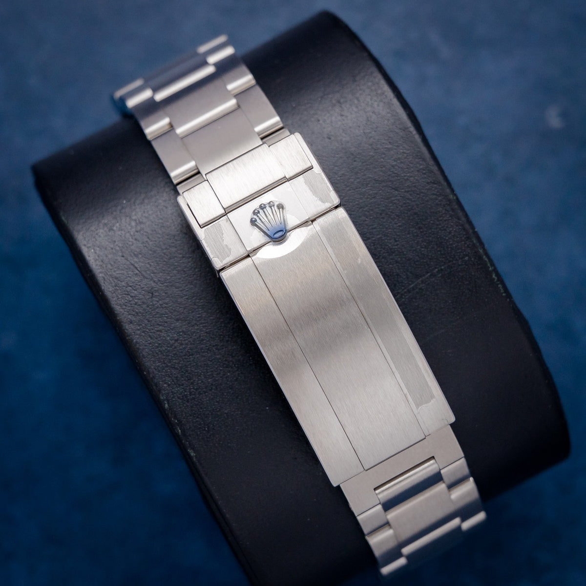 Rolex Deep-Sea Sea-Dweller 126660 Blue Fade Dial – box & papers