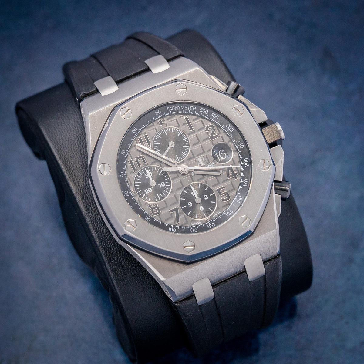 Audemars Piguet Royal Oak Offshore 26470ST.OO.A104CR.01 Ceramic – dial close-up