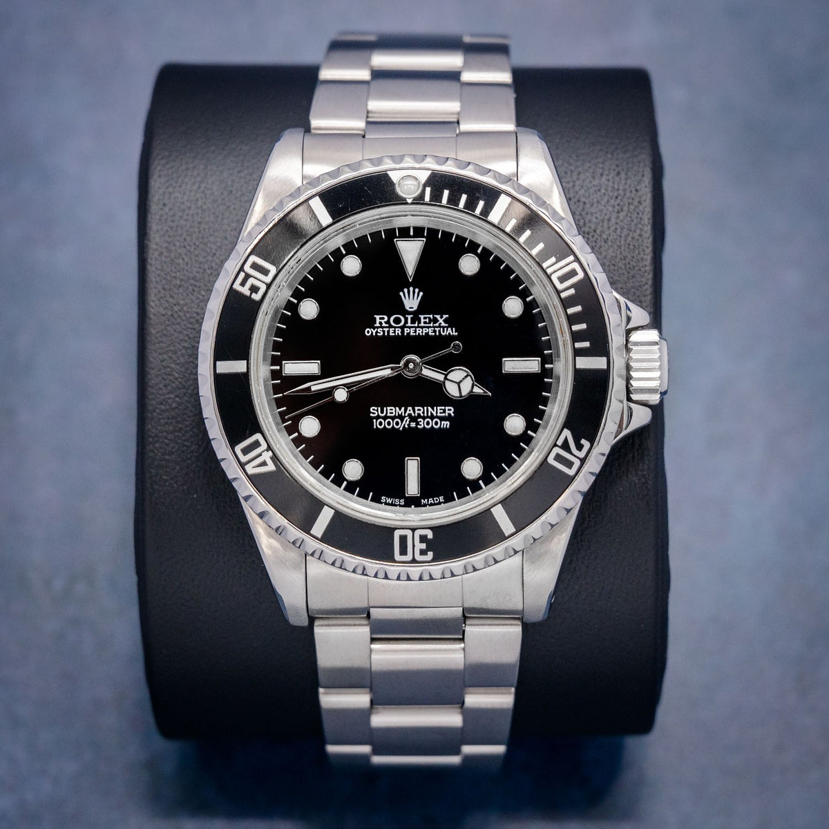 Rolex Submariner Date 16610-HOLES Steel – front