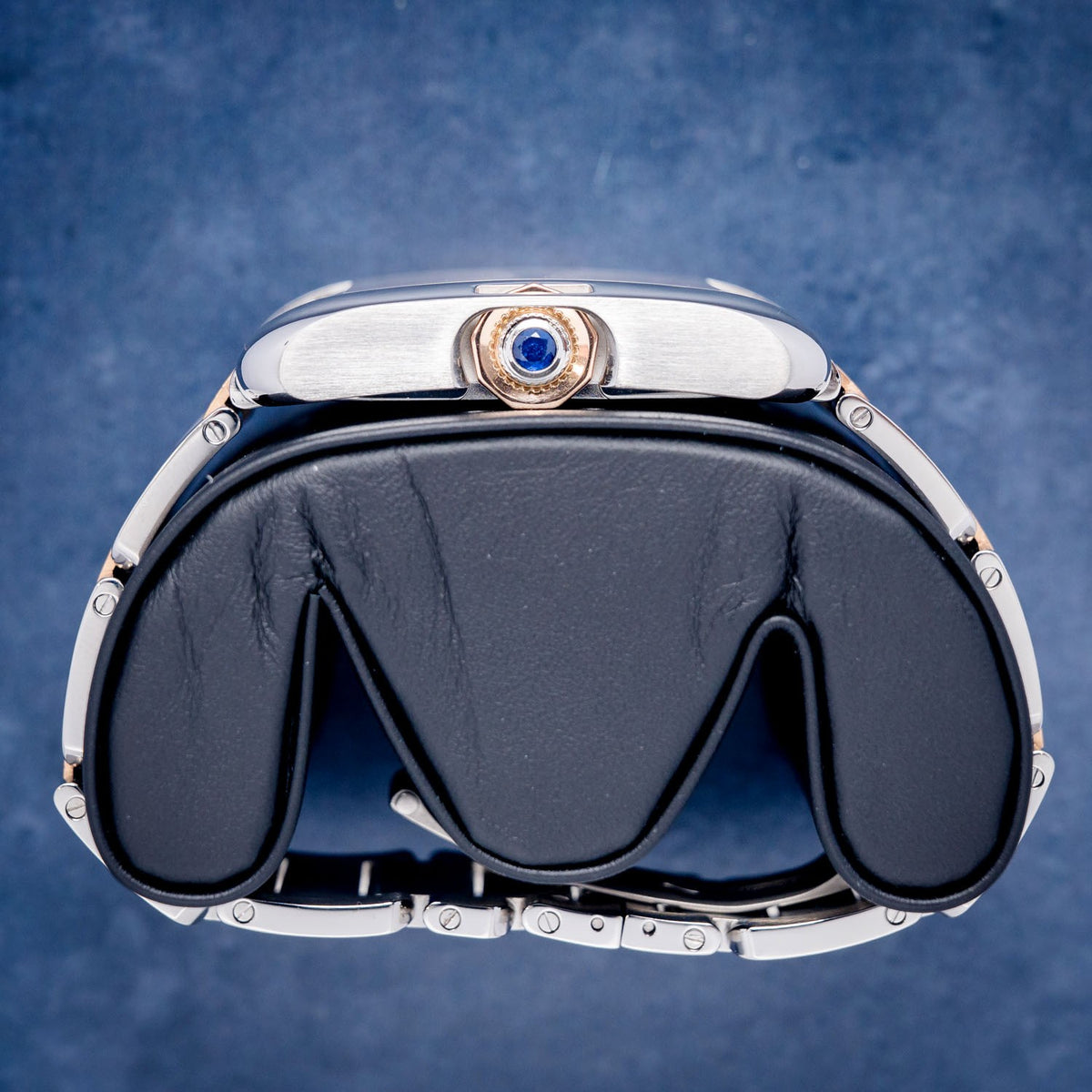 Cartier Santos Tank Anglaise W5310006 Steel & Rose Gold – dial close-up
