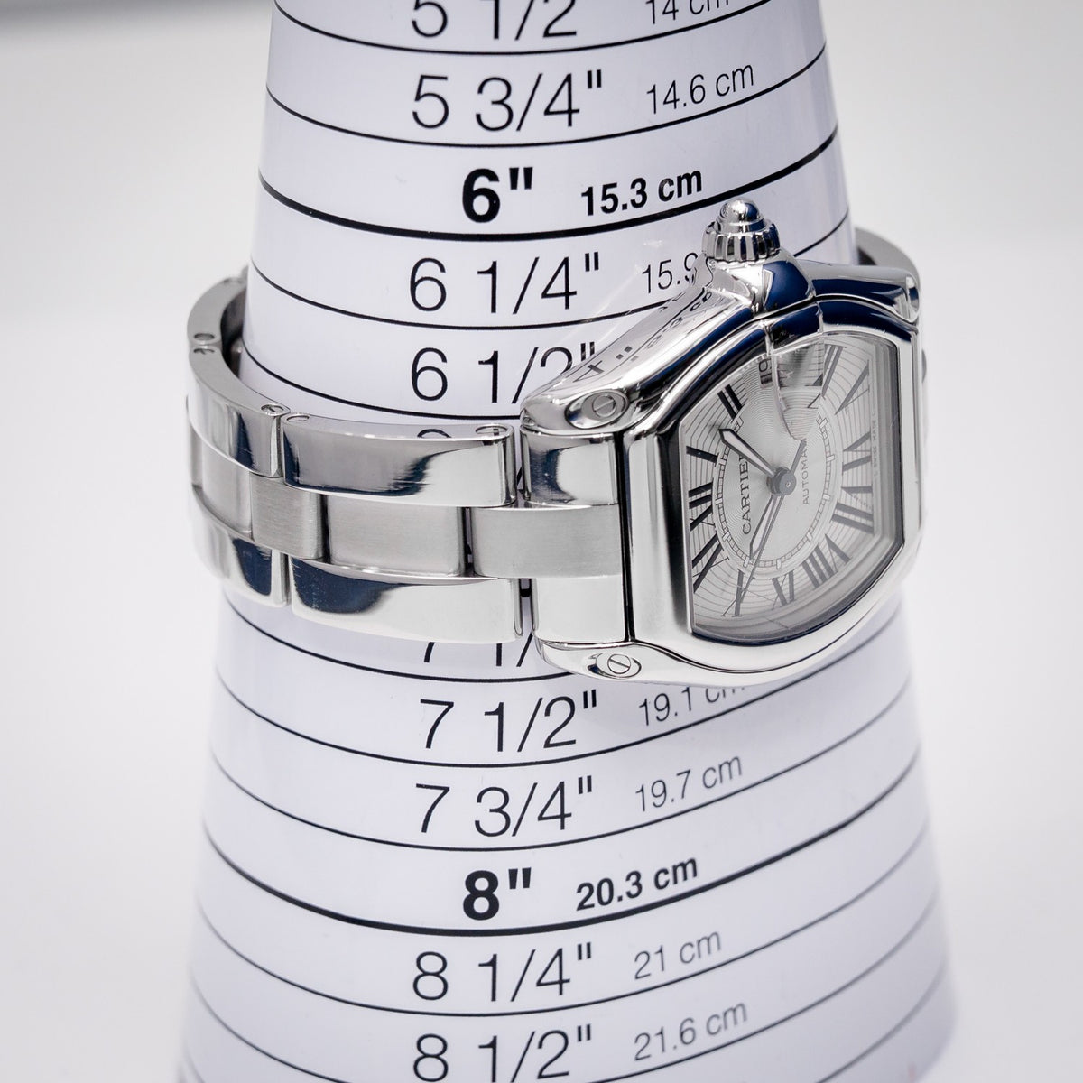 Cartier Roadster 2510 / W62025V3 Steel – detail