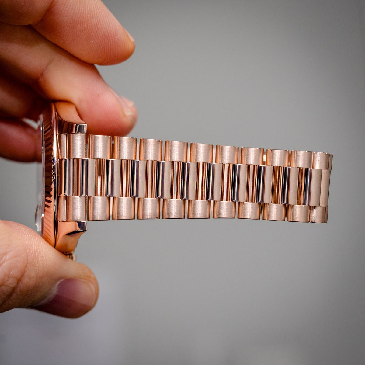 Rolex Day-Date 228235 Rose Gold Roman Dial – box & papers