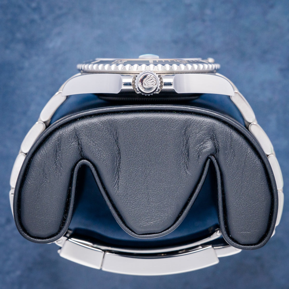 Rolex Submariner Date 126610LN Ceramic – side