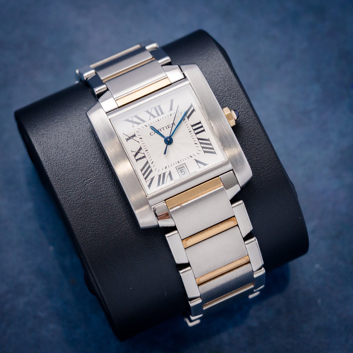 Cartier Tank Française Large W51005Q4 / 2302 Steel & Yellow Gold – dial close-up