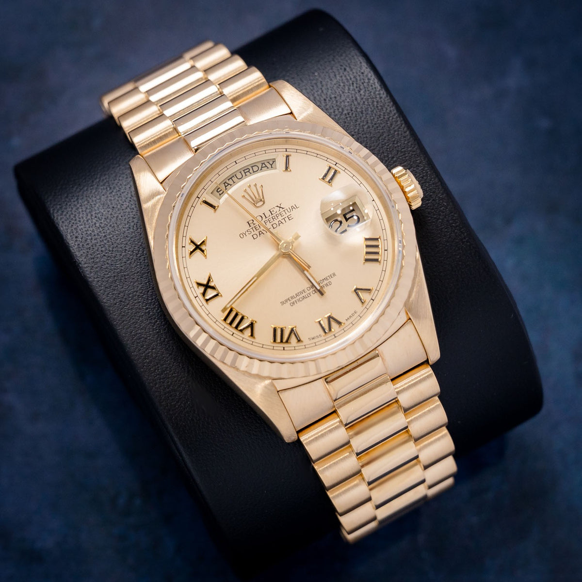 Rolex Day-Date 18238 Yellow Gold – dial close-up