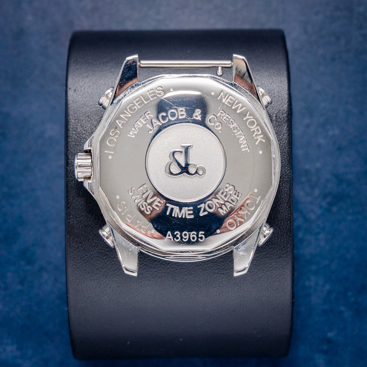 Jacob & Co. . SS Five Time Zone MOP Factory Diamonds 24DA – dial close-up