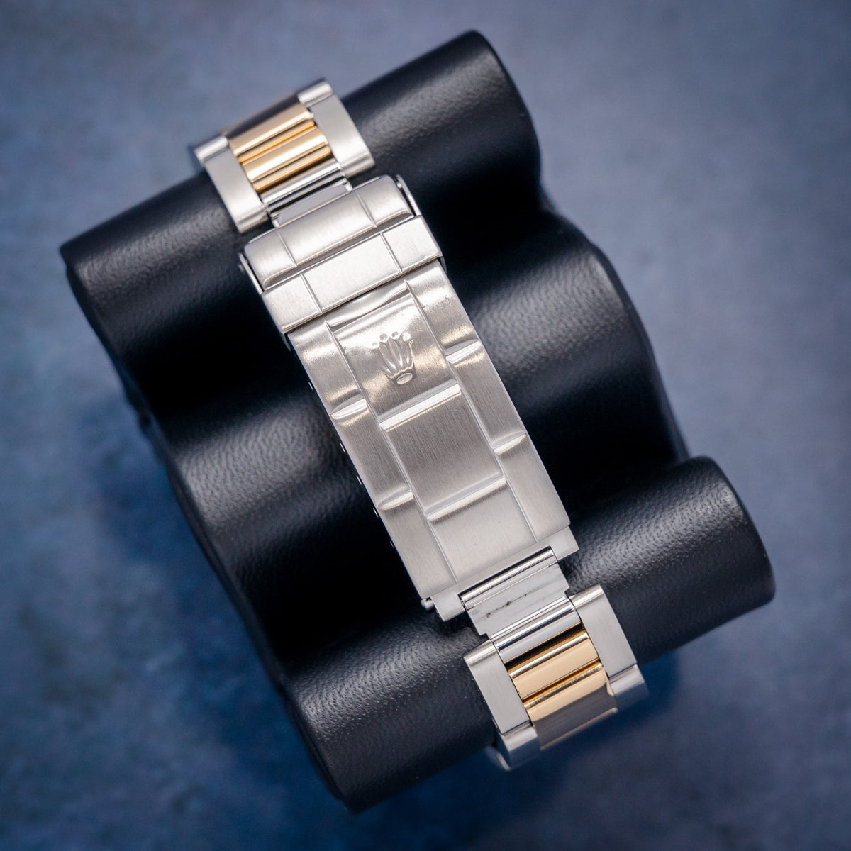Rolex Submariner 16613 Steel & Yellow Gold Blue Dial – clasp
