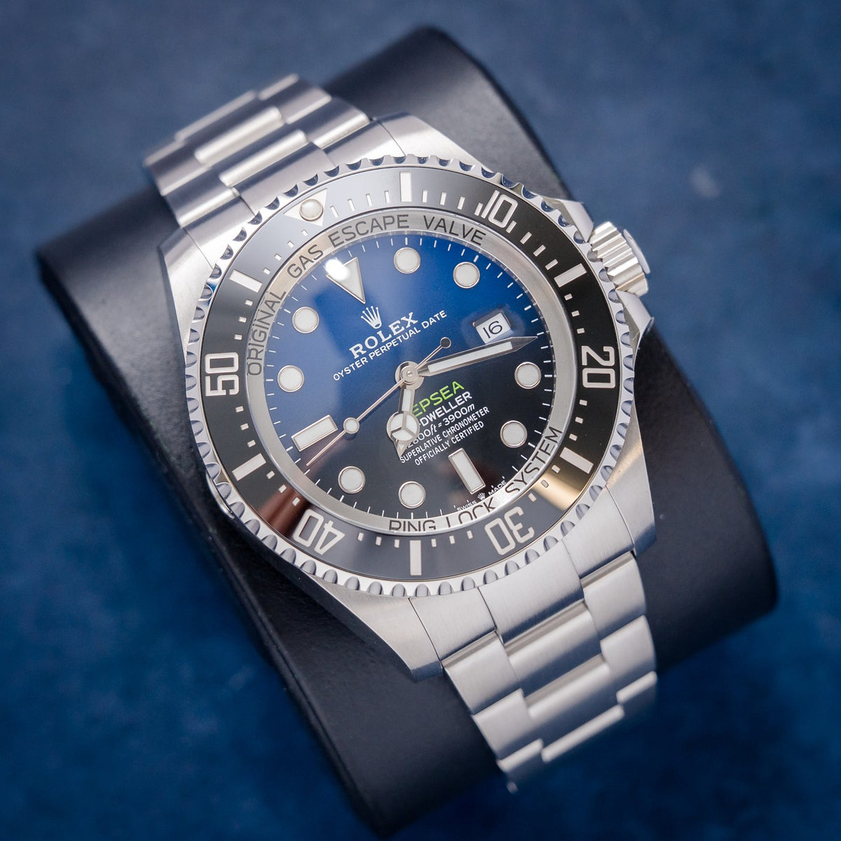 Rolex Deep-Sea Sea-Dweller 126660 Blue Fade Dial – dial close-up
