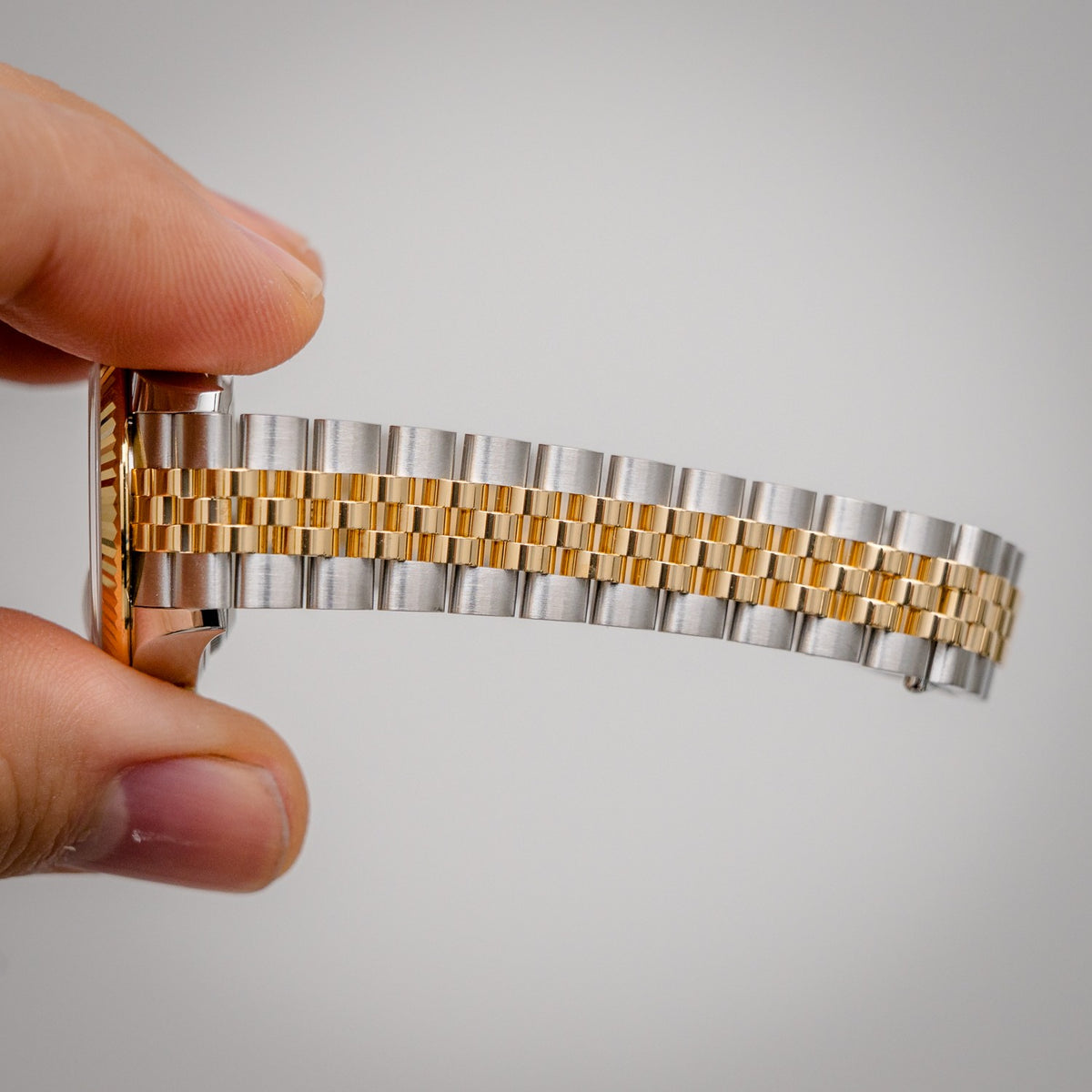 Rolex Datejust 279173 Steel & Yellow Gold Silver Index Dial – bracelet