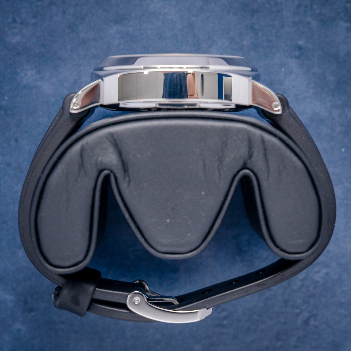 Panerai PAM00111 Luminor Marina Rubber Strap PAM00111 (PAM111) – caseback