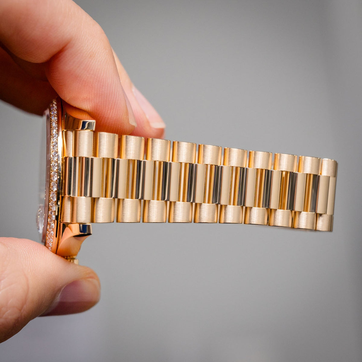 Rolex Day-Date 228348RBR MOP Baguette Diamond Dial – bracelet