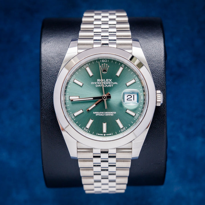 Rolex Datejust 126300 Steel – front
