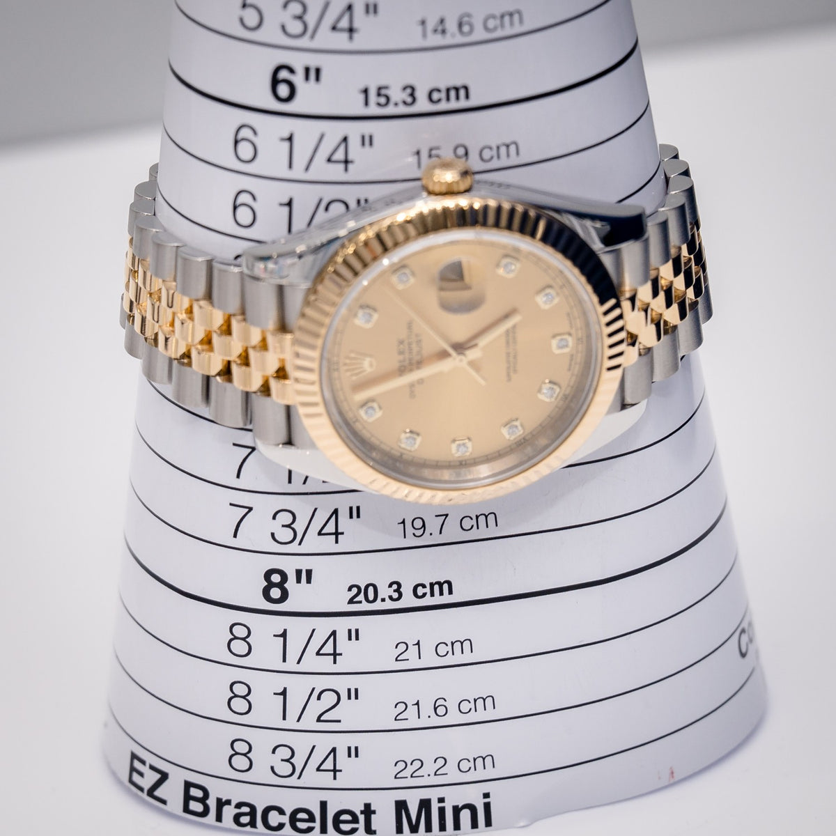 Rolex Datejust 126333 Steel & Yellow Gold Champagne Diamond Dial – detail