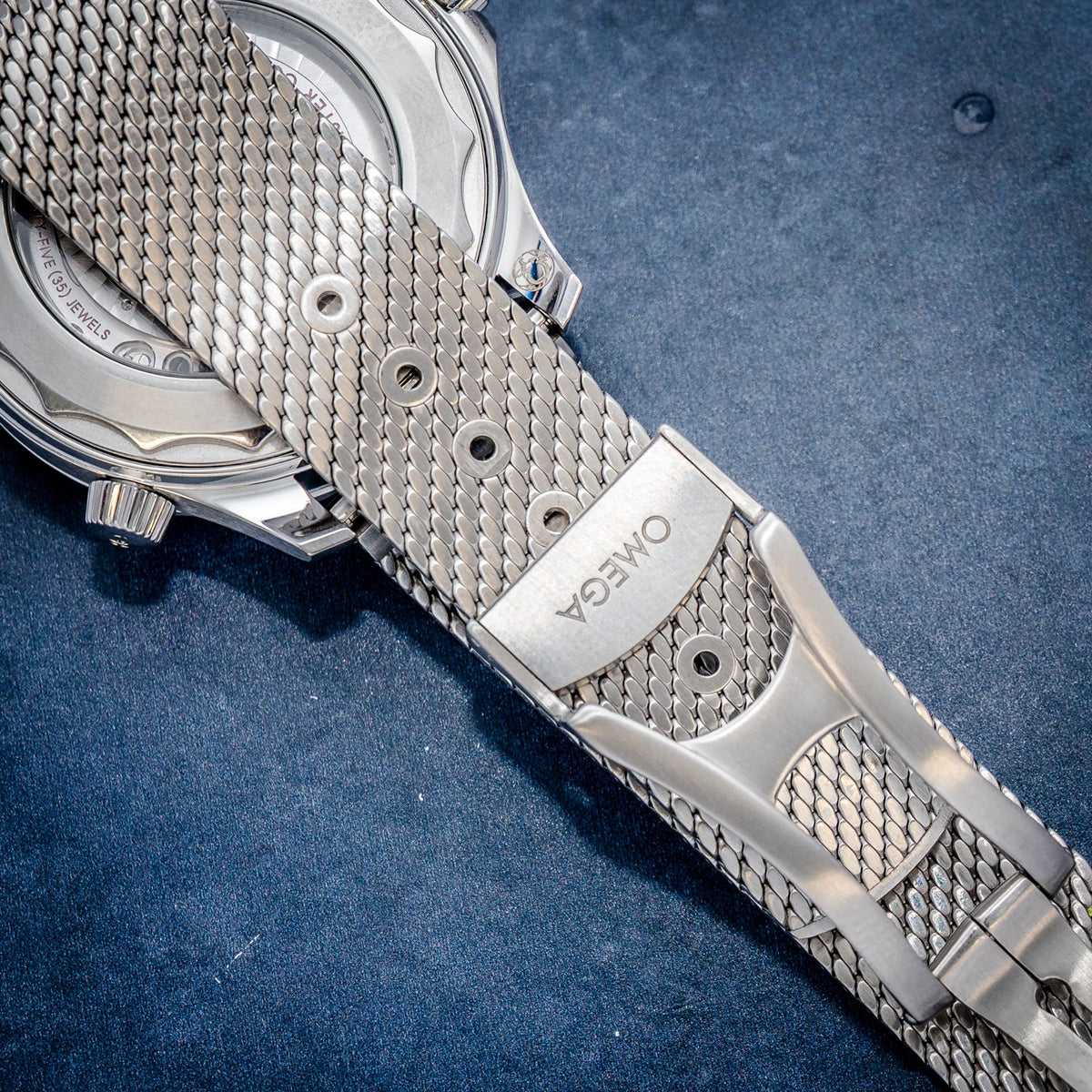 Omega Seamaster Diver 300M 210.30.42.20.01.010 – clasp