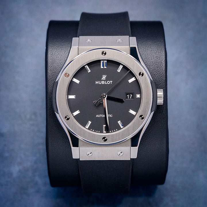 Hublot Classic Fusion 542.NX.1171.RX Titanium Black Dial – front