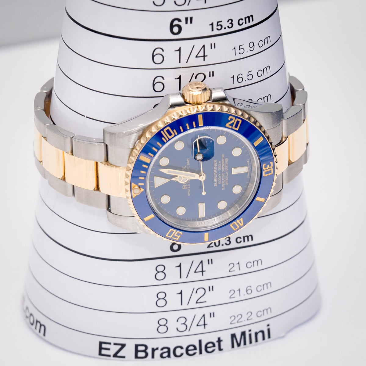 Rolex Submariner 116613LB Steel & Yellow Gold Blue Dial – detail