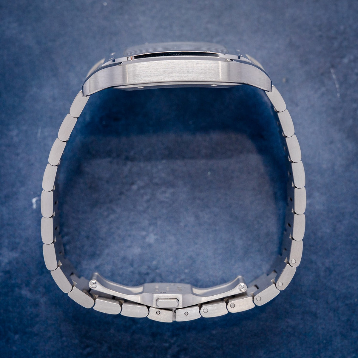 Cartier Santos Large WSSA0071 Blue Dial – caseback