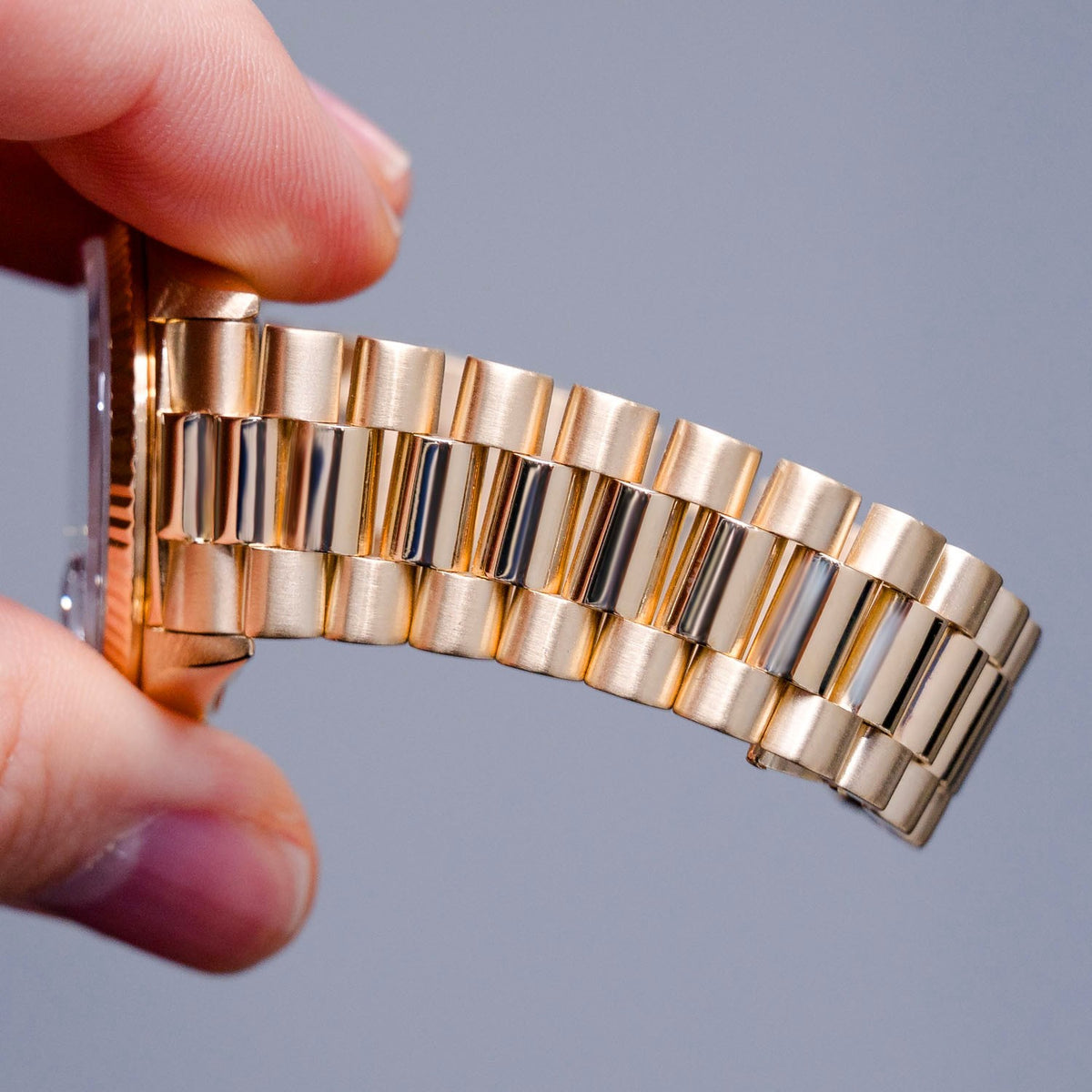 Rolex Day-Date 18238 Yellow Gold – side