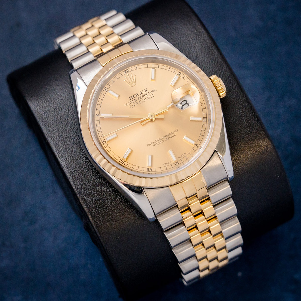 Rolex Datejust 16233 Steel & Yellow Gold Champagne Stick Dial – dial close-up