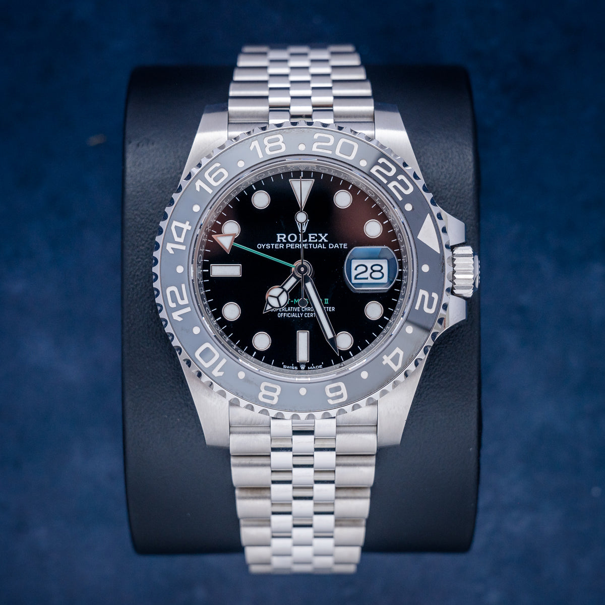 Rolex GMT-Master II 126710GRNR Ceramic – front