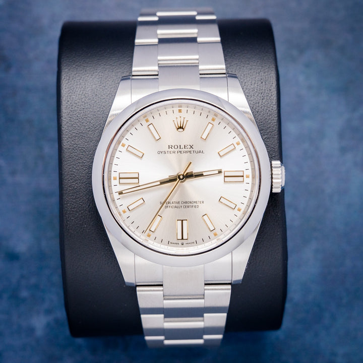 Rolex Oyster Perpetual 134300 Steel – front