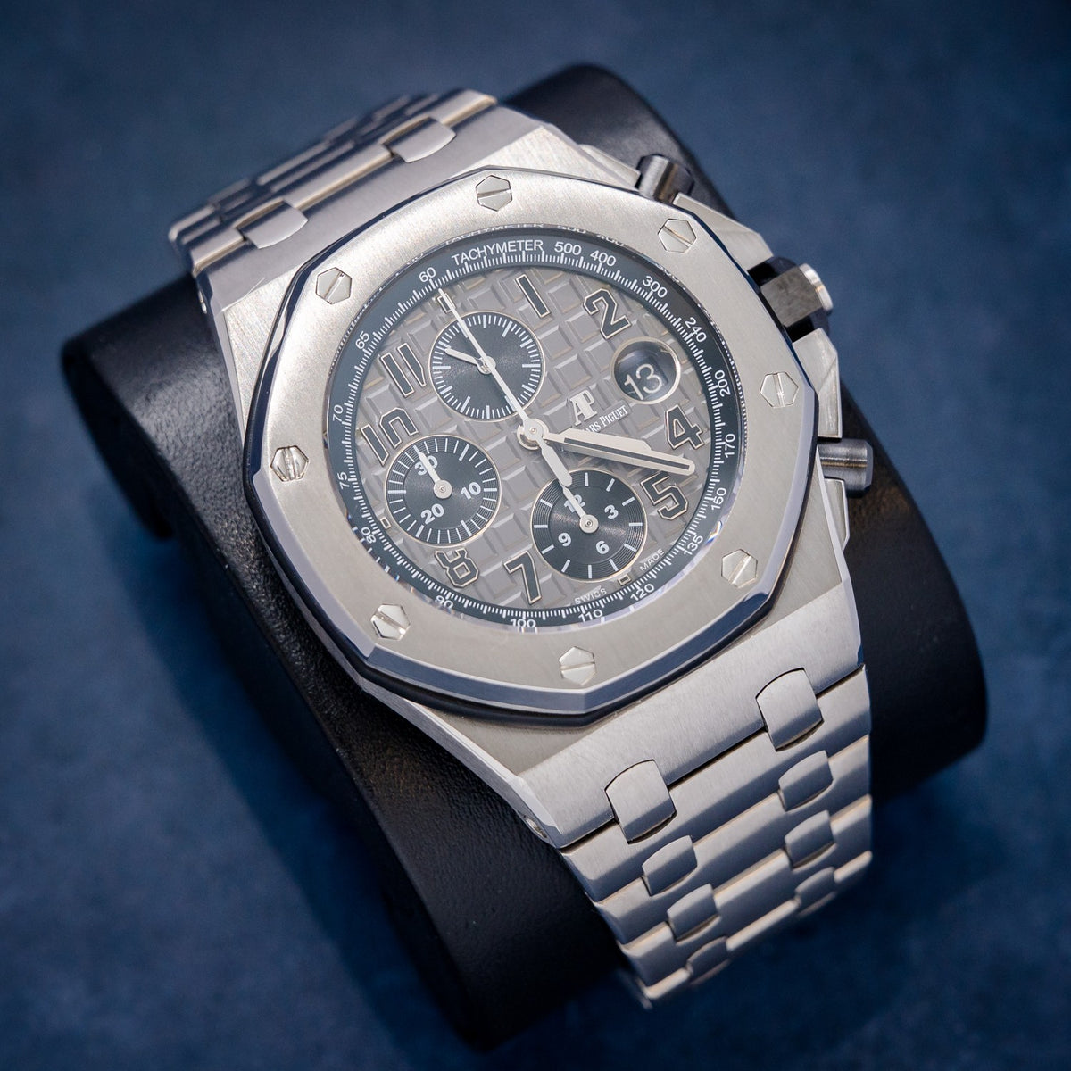 Audemars Piguet Royal Oak Offshore 26470ST Ceramic – dial close-up