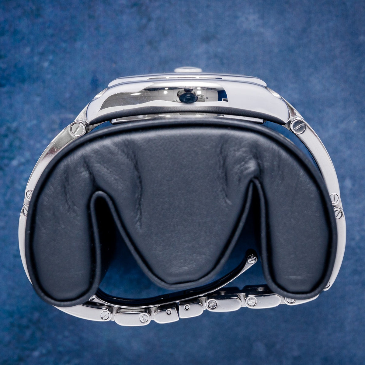 Cartier Roadster 2510 / W62025V3 Steel – clasp