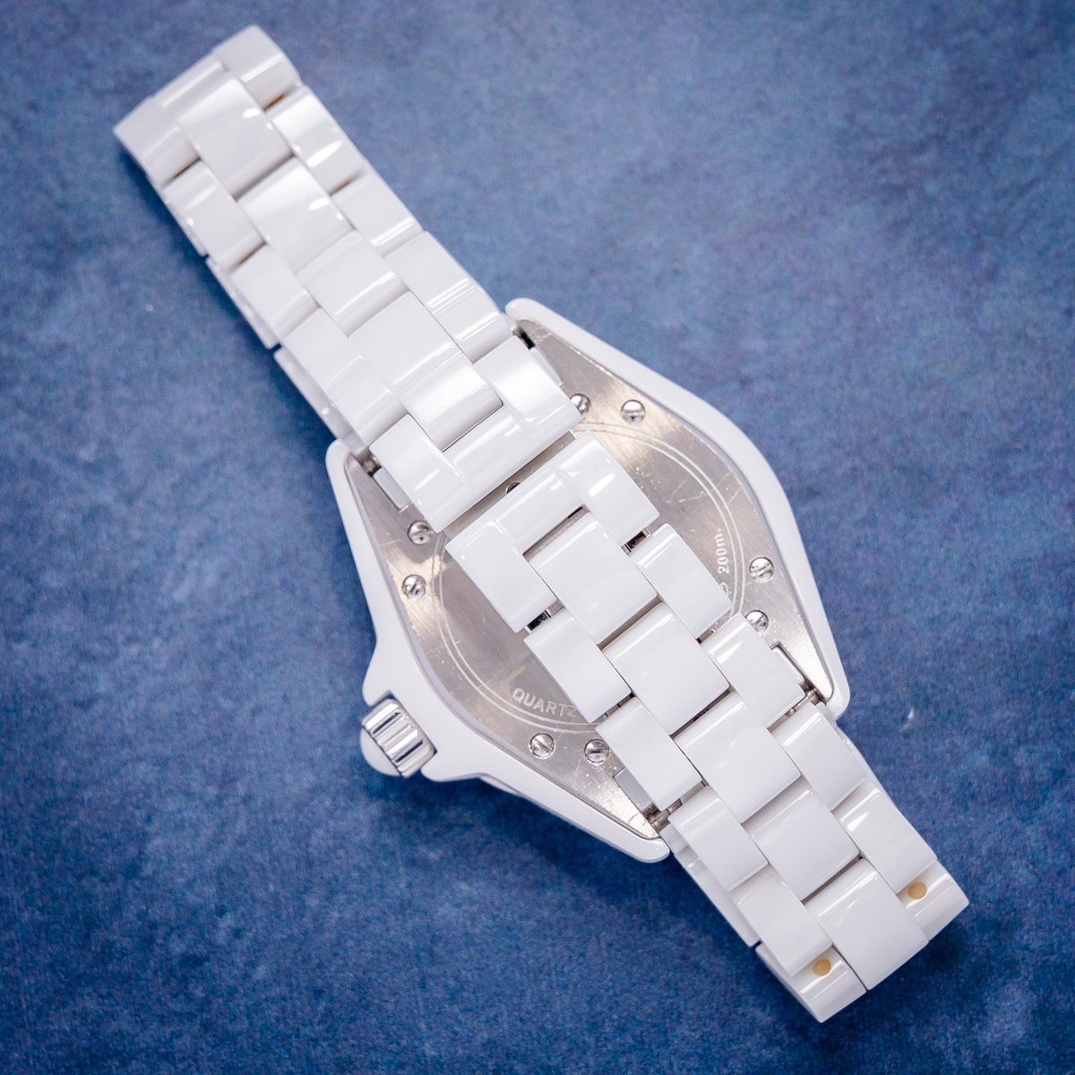 Chanel J12 Ceramic – clasp