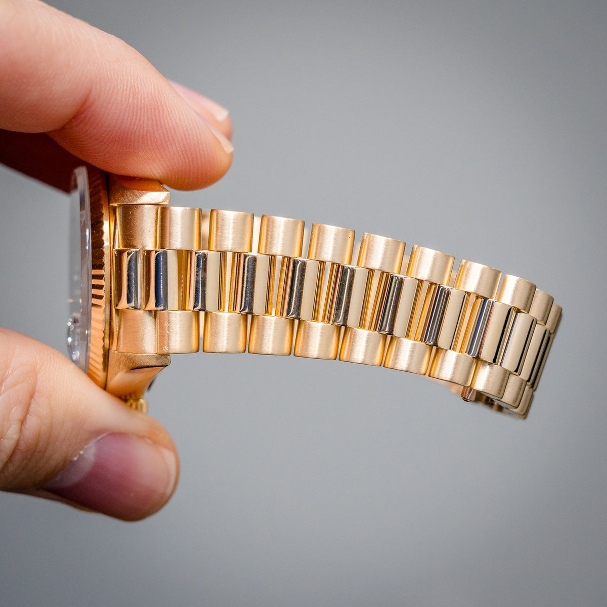 Rolex Day-Date 18038 Yellow Gold Blue Index Dial – bracelet