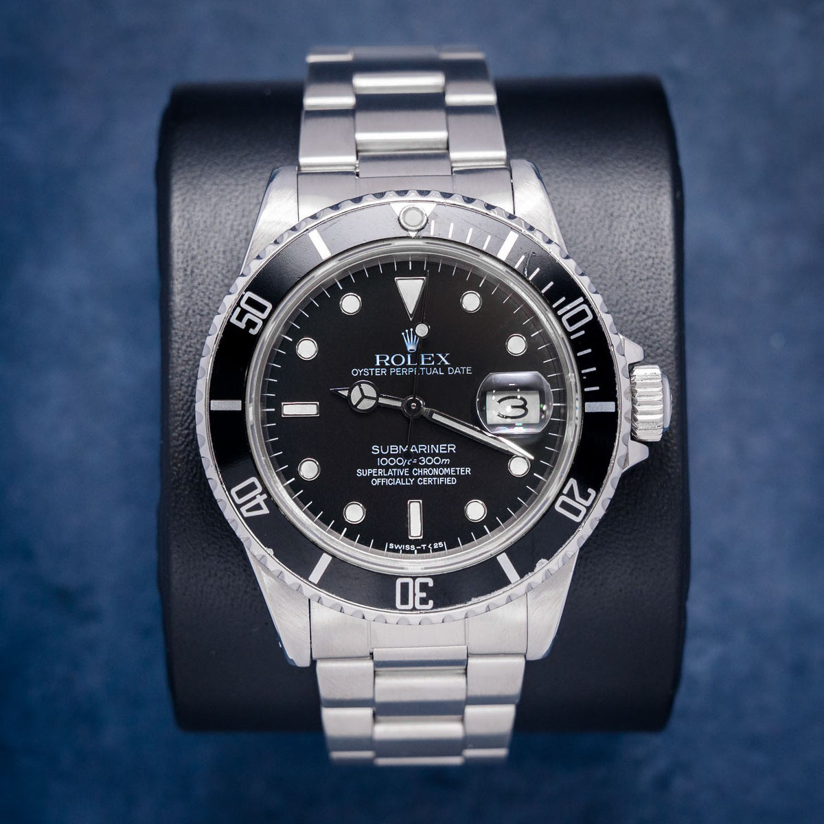 Rolex Submariner Date 16800 Steel – front