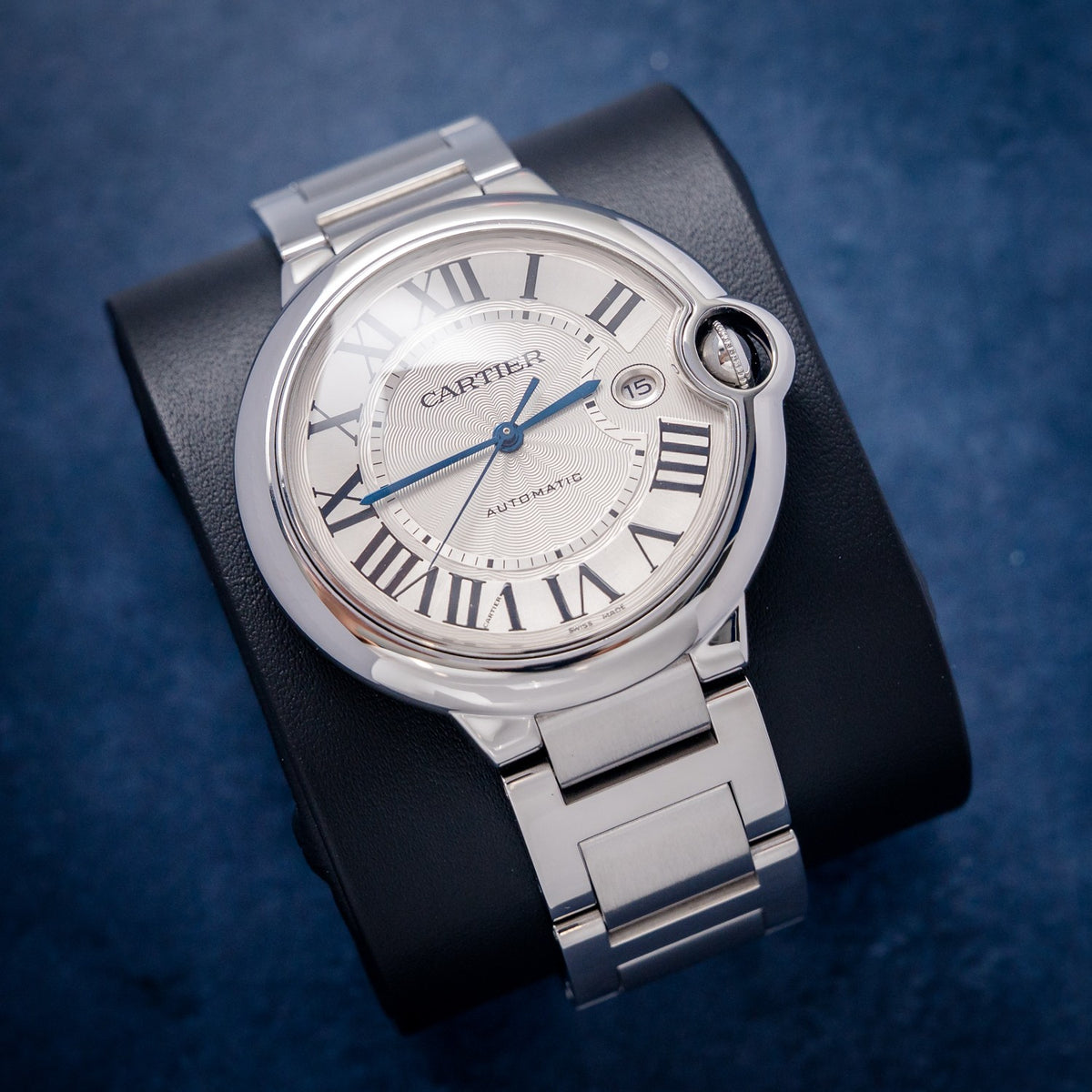 Cartier Ballon Bleu 214100QX Steel – dial close-up