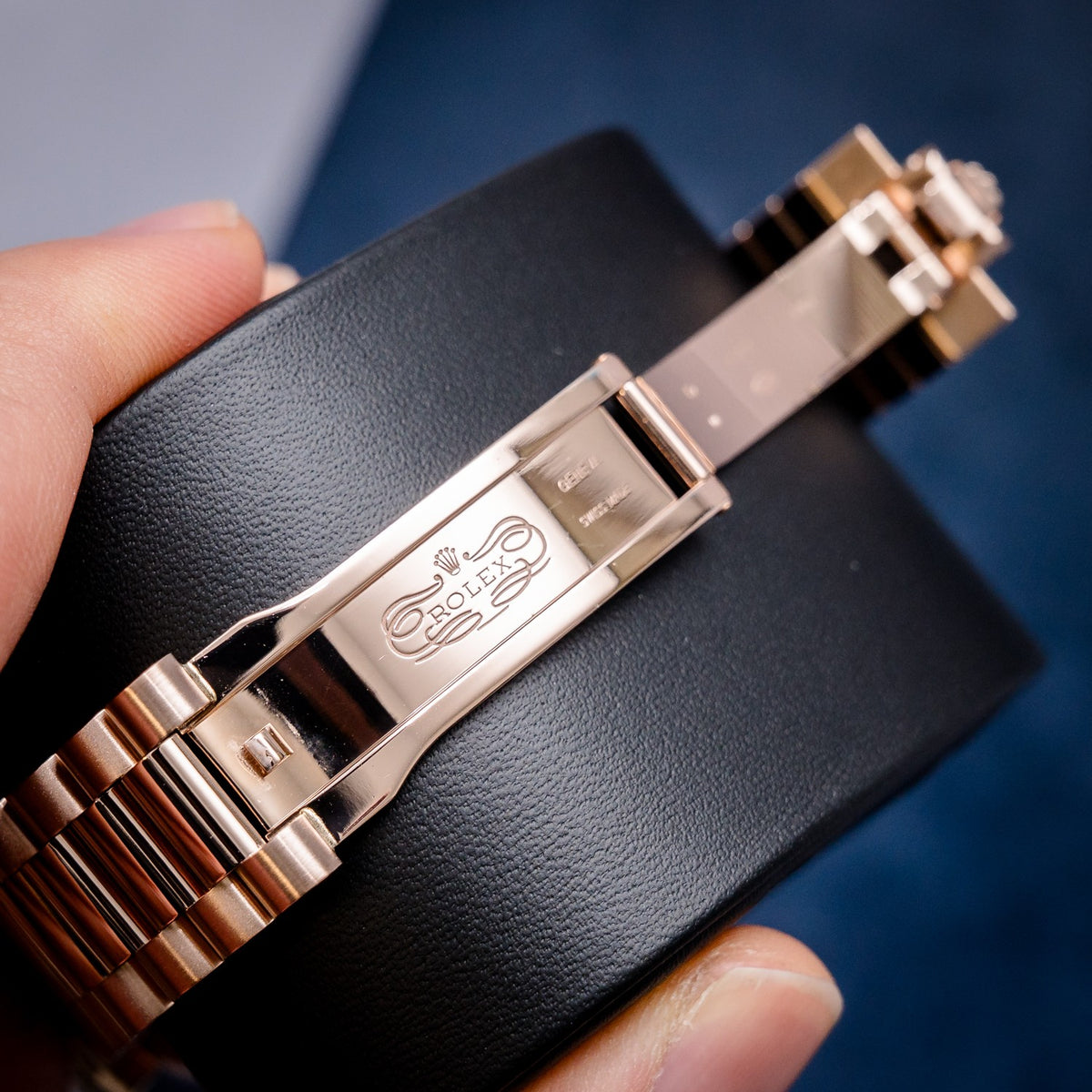Rolex Day-Date 228345RBR Rose Gold Pave Diamond Dial – detail