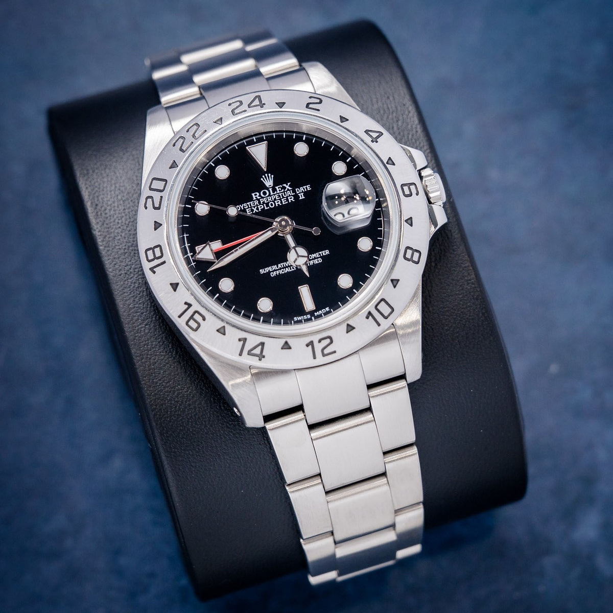 Rolex Explorer II 16570 Steel Black Dial – dial close-up