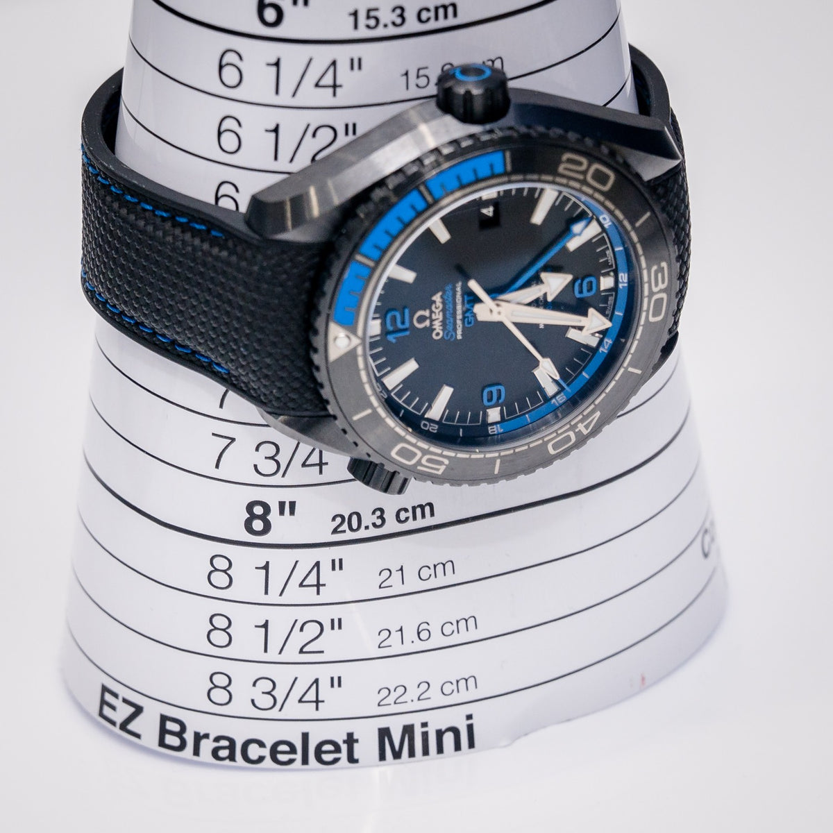 Omega Seamaster Planet Ocean 215.92.46.22.01.002 Ceramic – box & papers