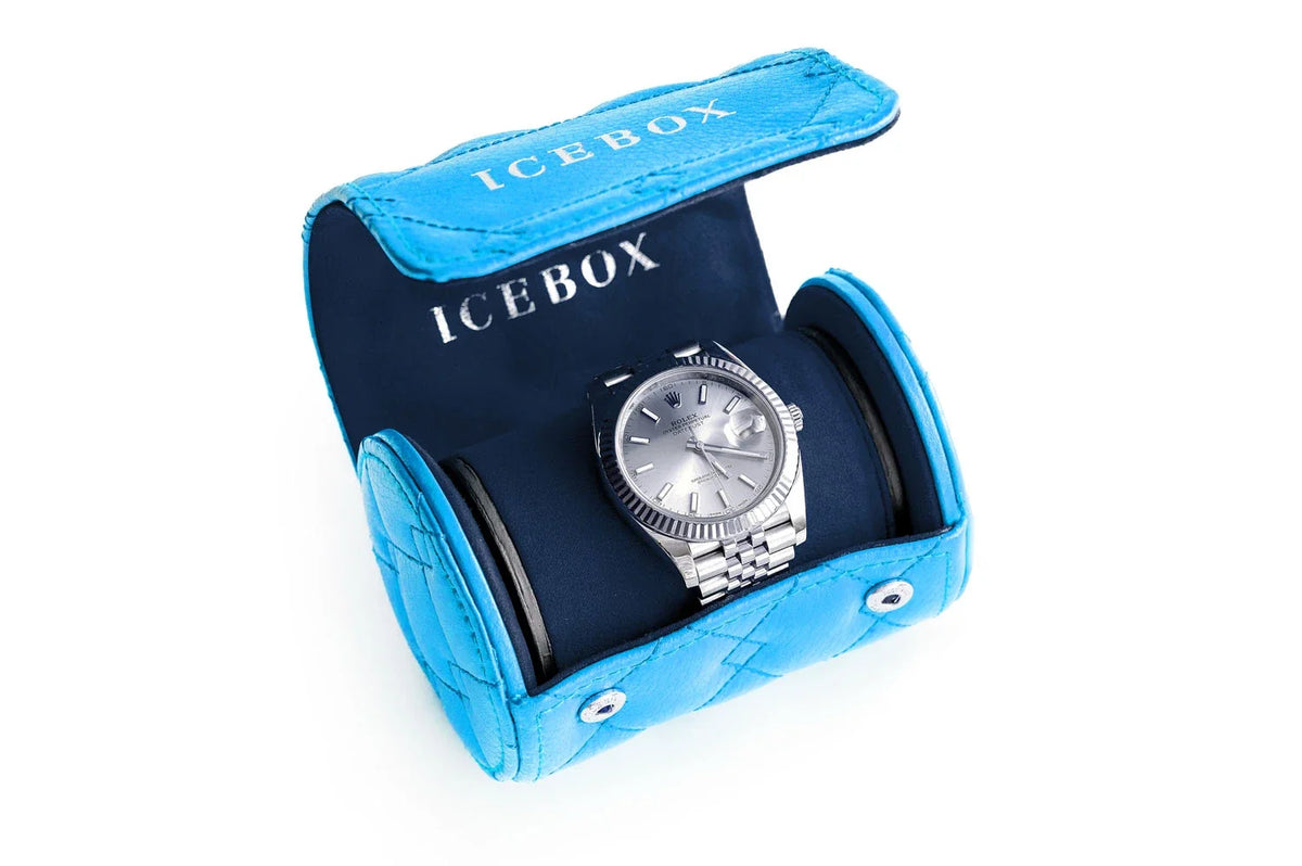Icebox Leather Single Watch Roll in blue gold, exterior view