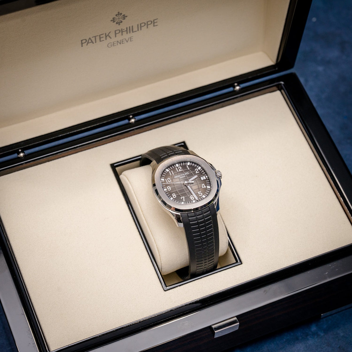 Patek Philippe Nautilus 5167A Steel – detail