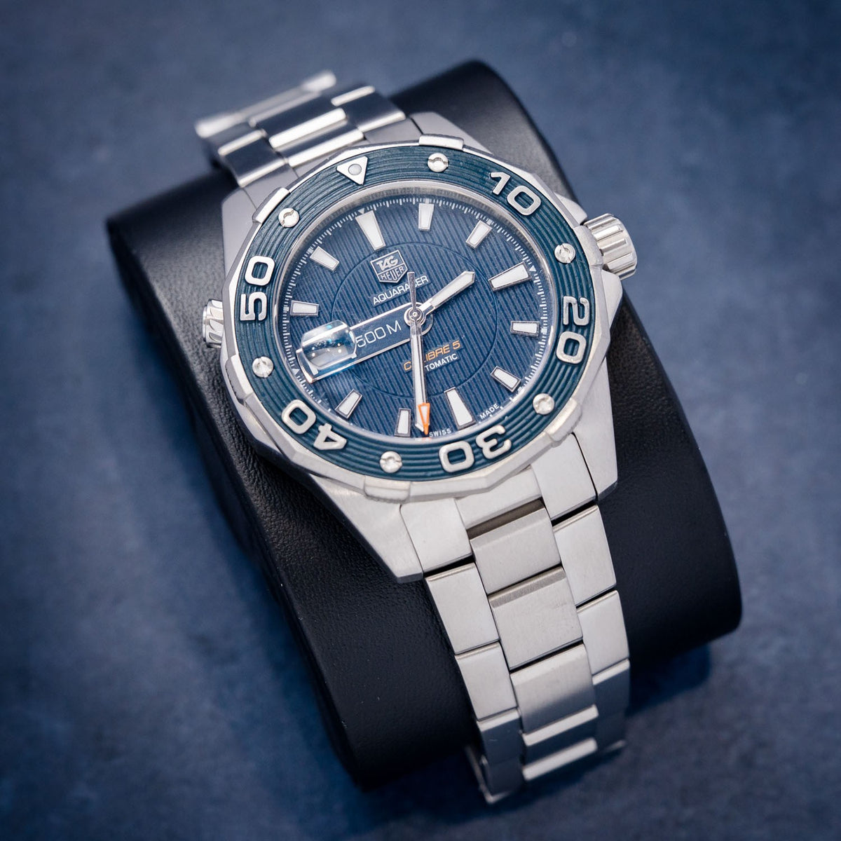 TAG Heuer Aquaracer Calibre 5 Automatic WAJ2112 – dial close-up