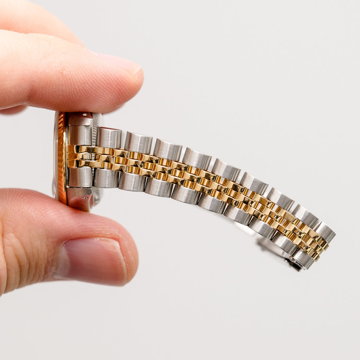 Rolex Datejust 69173 Steel & Yellow Gold Champagne Stick Dial – dial close-up