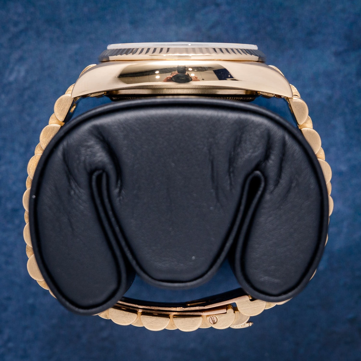 Rolex Day-Date DD36 18038 Yellow Gold Champagne Stick Dial – caseback
