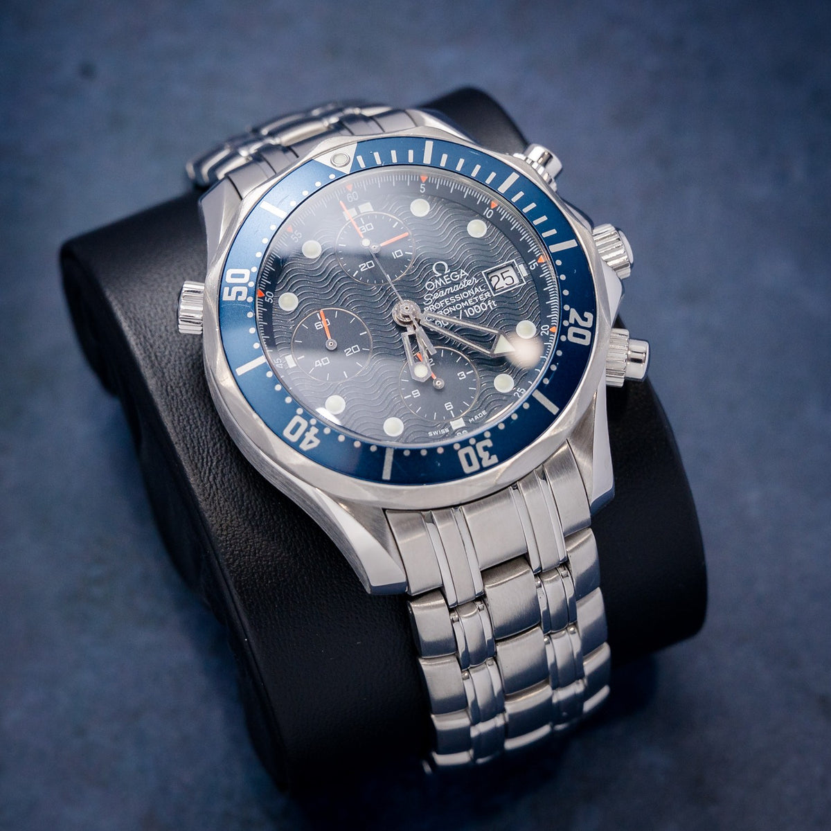 Omega Seamaster Professional 2599.80.00 Steel – dial close-up