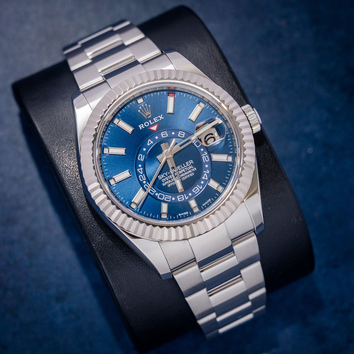 Rolex Sky-Dweller 326934 White Gold – dial close-up